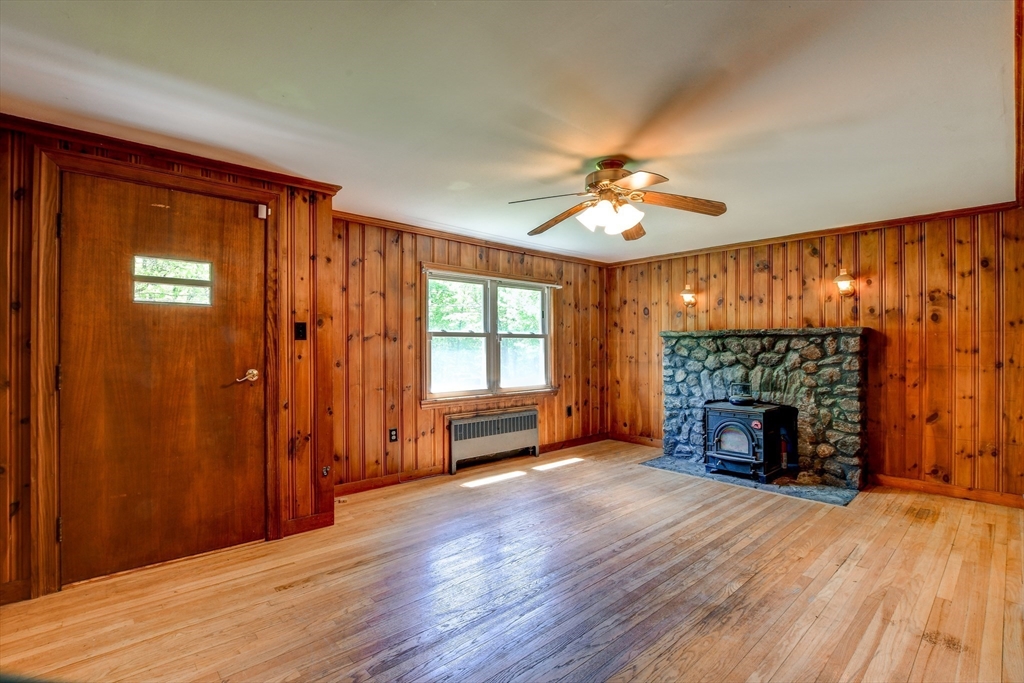 135 Ellis Road