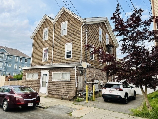 77 Fulton St