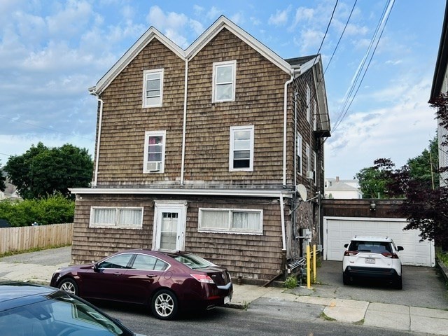 77 Fulton St