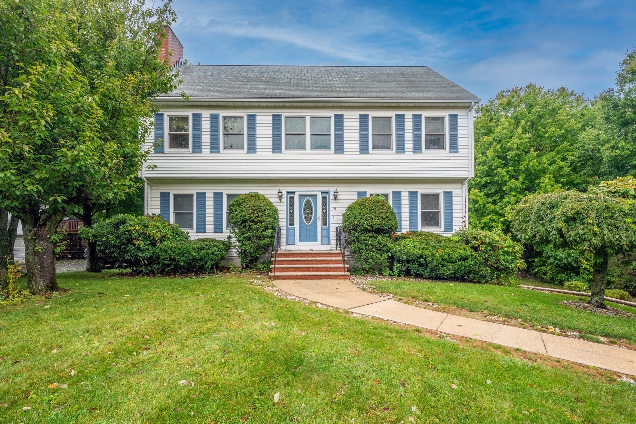 8 Otter Pond Road, Lynnfield, MA Photo #2