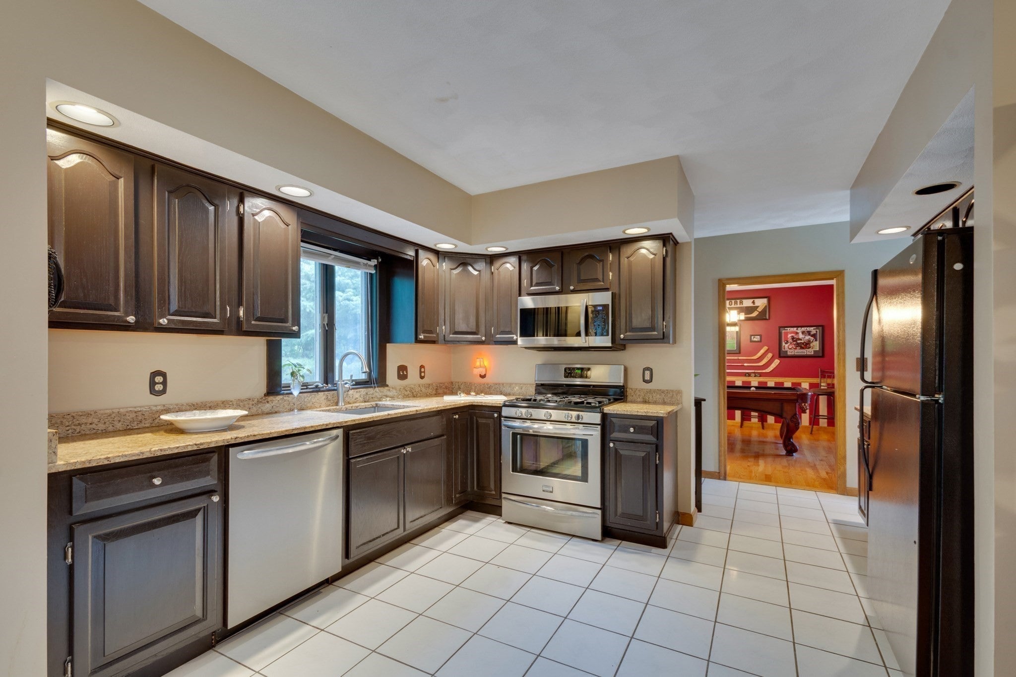 8 Otter Pond Road, Lynnfield, MA Photo #9