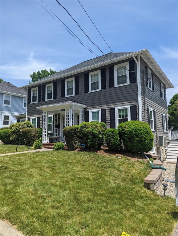 83 Saunders Rd
