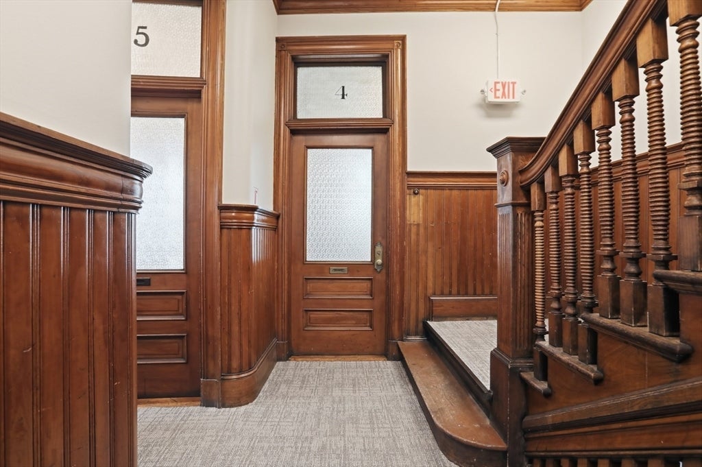 45 Main St 4