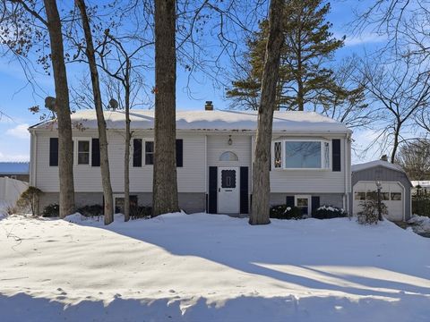 Photo of 86 Wildwood Avenue, Springfield, MA 01118 (MLS # 73475120)