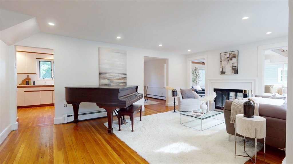 125 Oakdale Rd