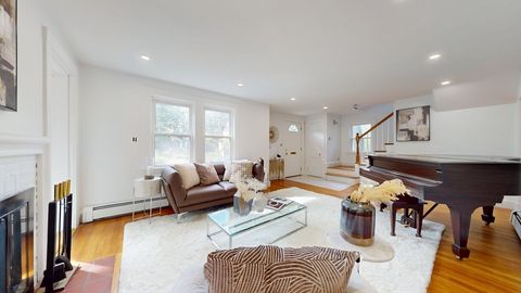125 Oakdale Rd Newton MA 02461