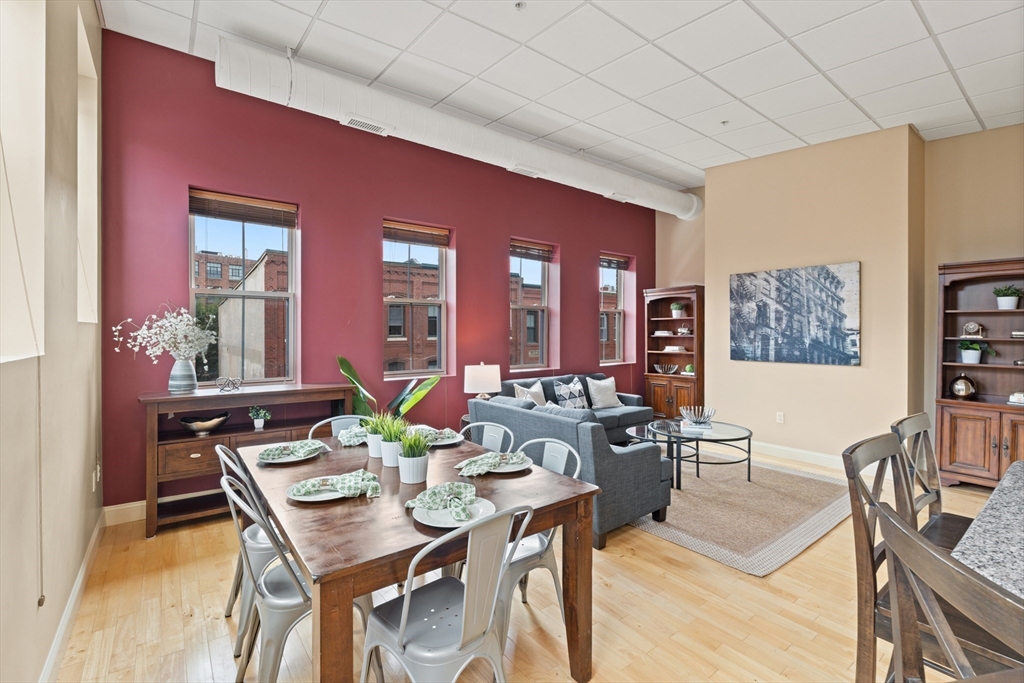 24 Washington St 404