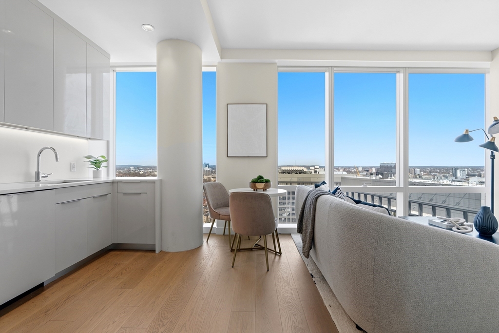 188 Brookline Ave 26G