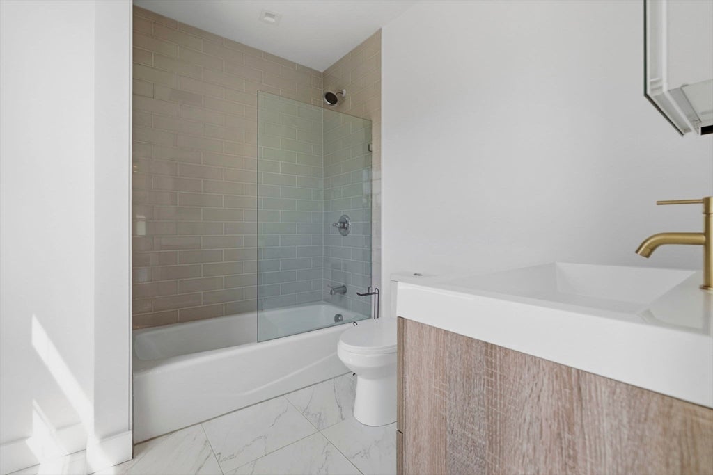 10R Spring Garden St #3, Boston, MA, 10R Spring Garden St #3, Boston, MA Photo #25