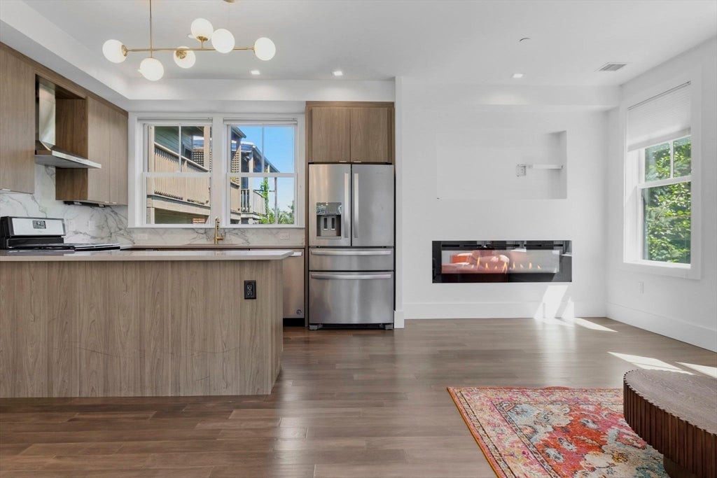 10R Spring Garden St #3, Boston, MA, 10R Spring Garden St #3, Boston, MA Photo #4