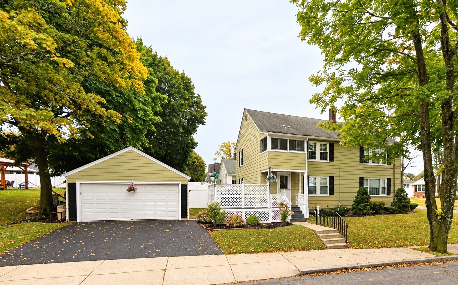 Click for 164 Easton Street #A, Lawrence, MA slideshow