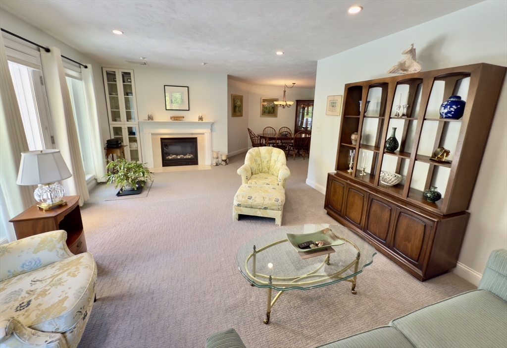 92 Cliffside Dr White Cliff