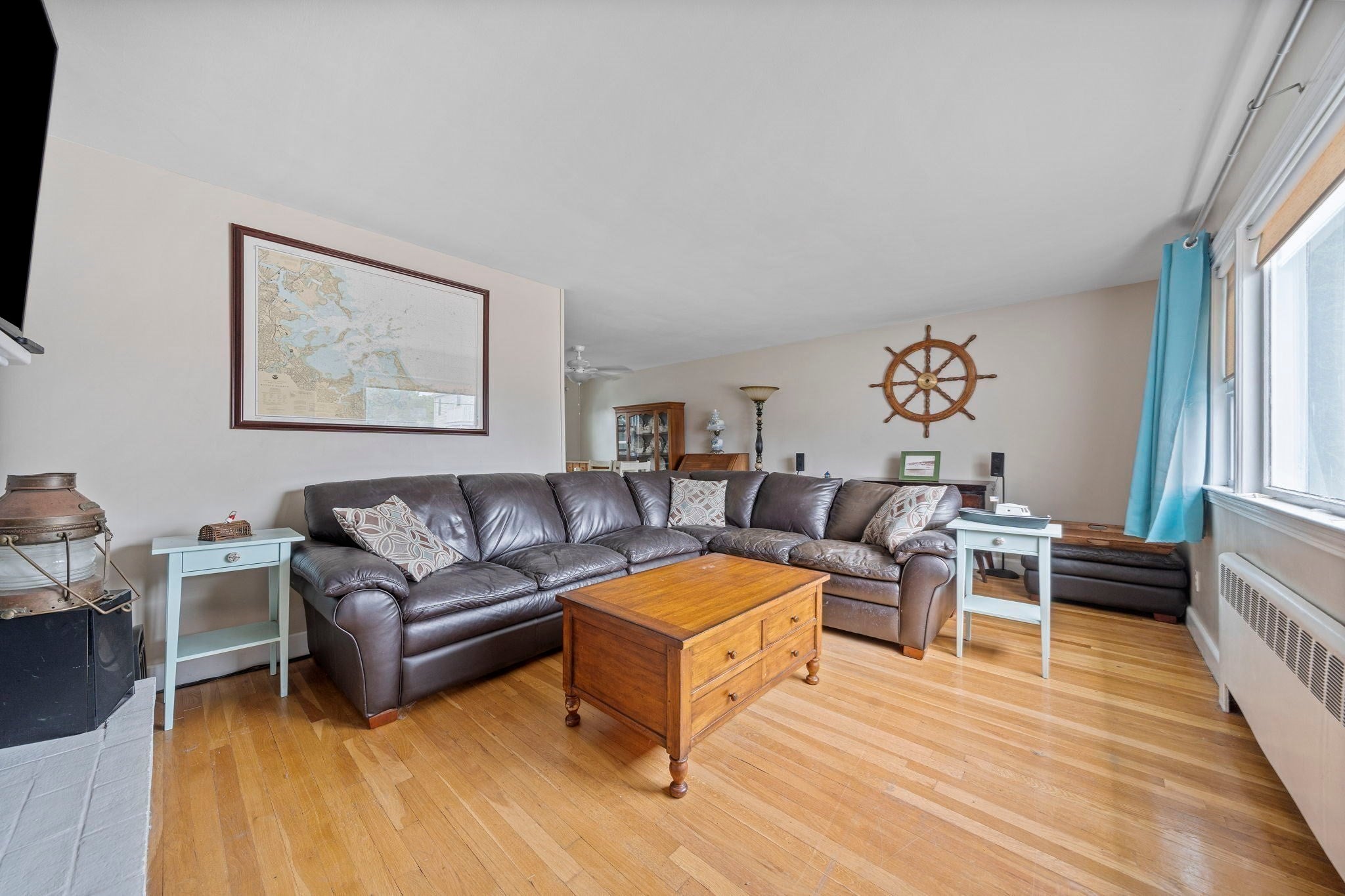 15 D St