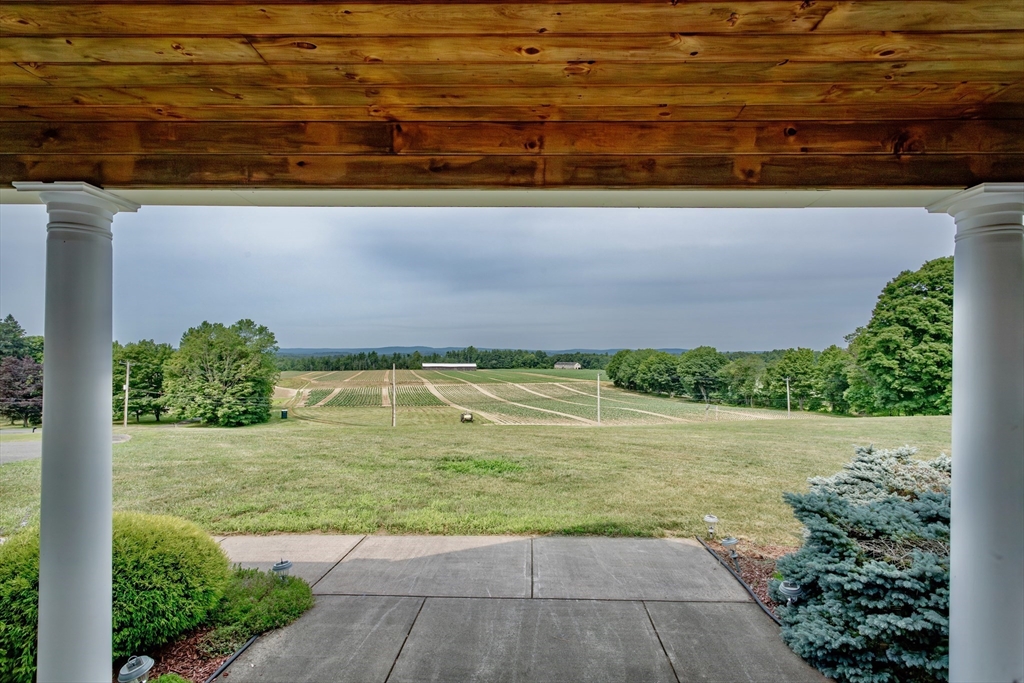 48 N Longyard Road