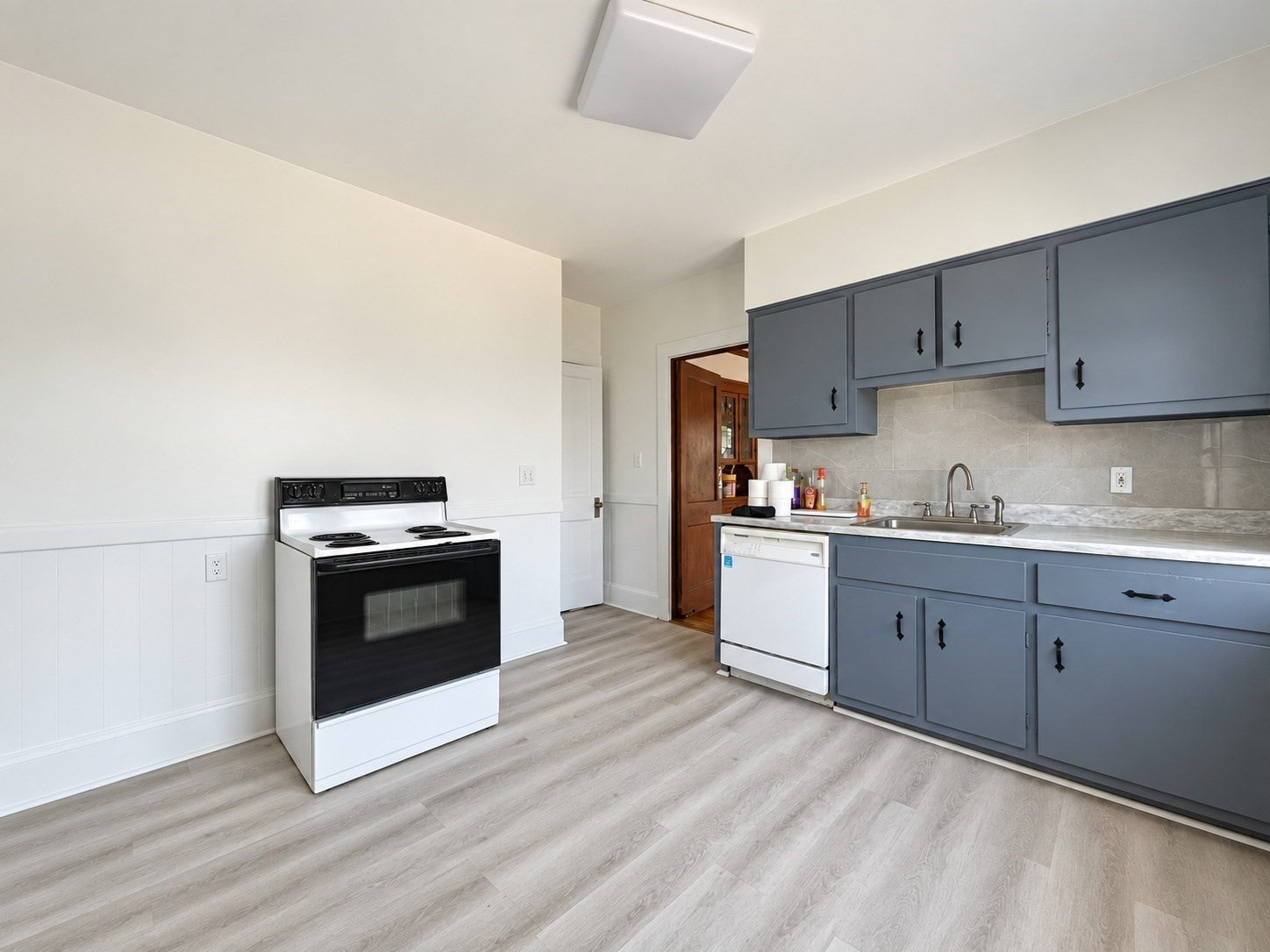 2 Laban Pratt Rd #2, Boston, MA Photo #2