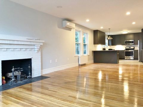 Photo of 76-78 Edgecliff Rd #76, Watertown, MA 02472 (MLS # 73460546)