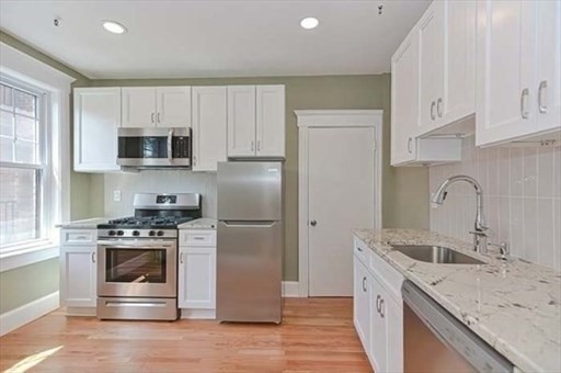 70 Strathmore 9B