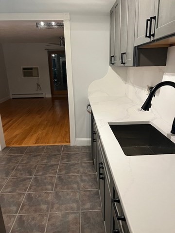 400 Governors Drive 10