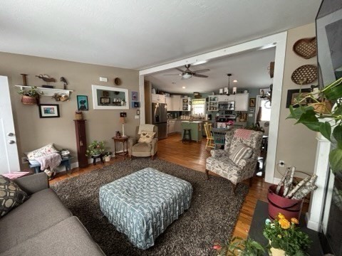 8 Balsam Dr