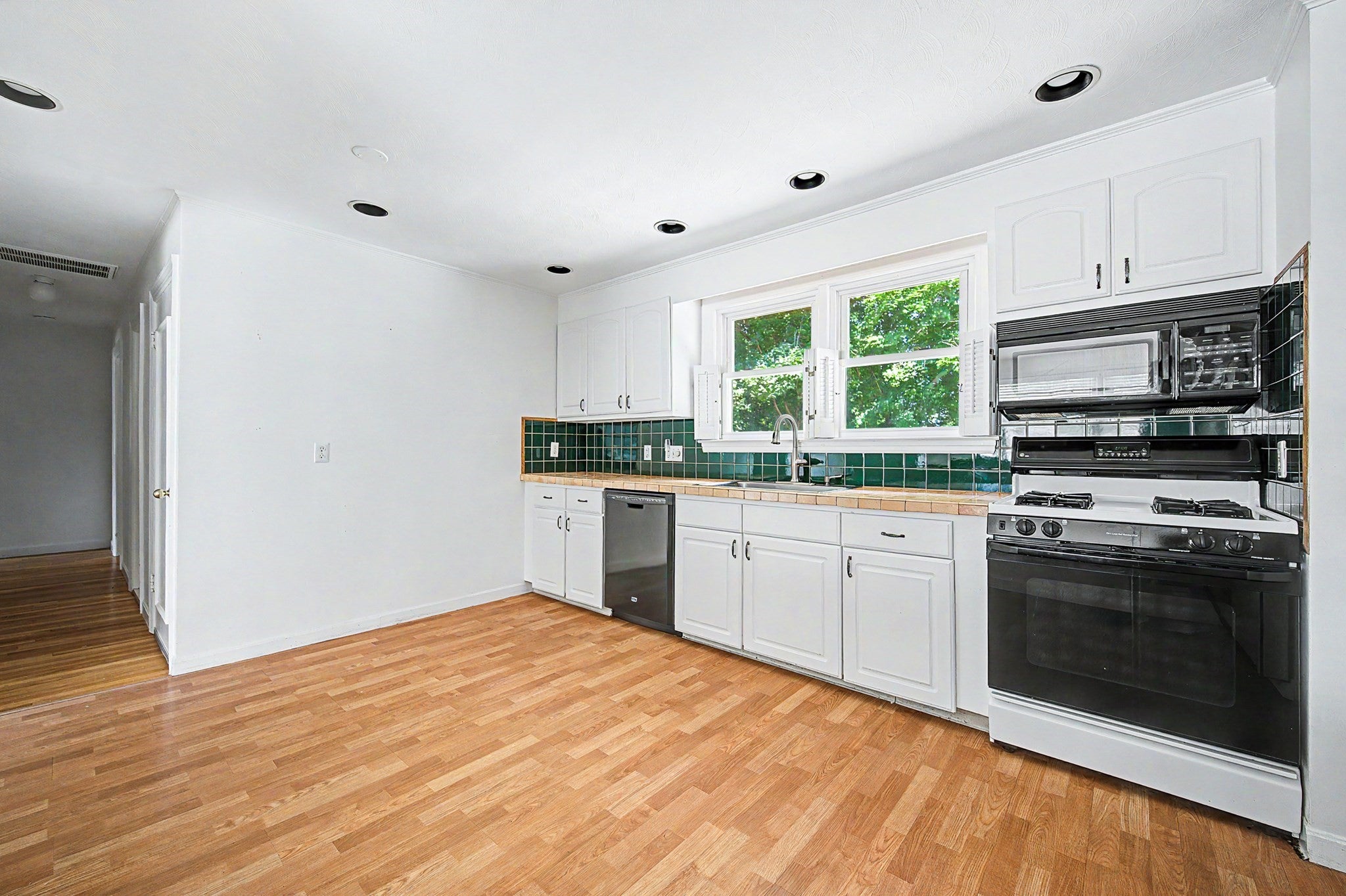 57 Gleason St, Framingham, MA, 57 Gleason St, Framingham, MA Photo #13