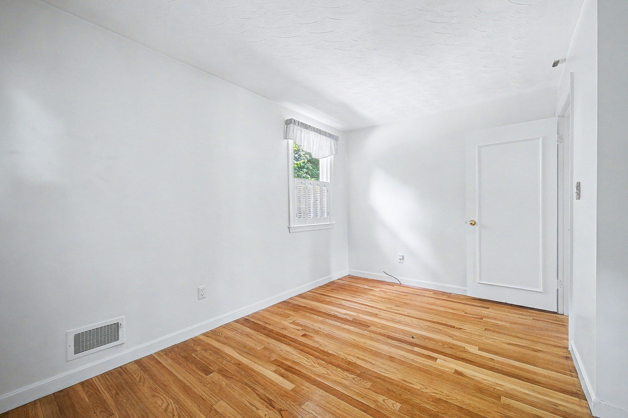 57 Gleason St, Framingham, MA, 57 Gleason St, Framingham, MA Photo #21