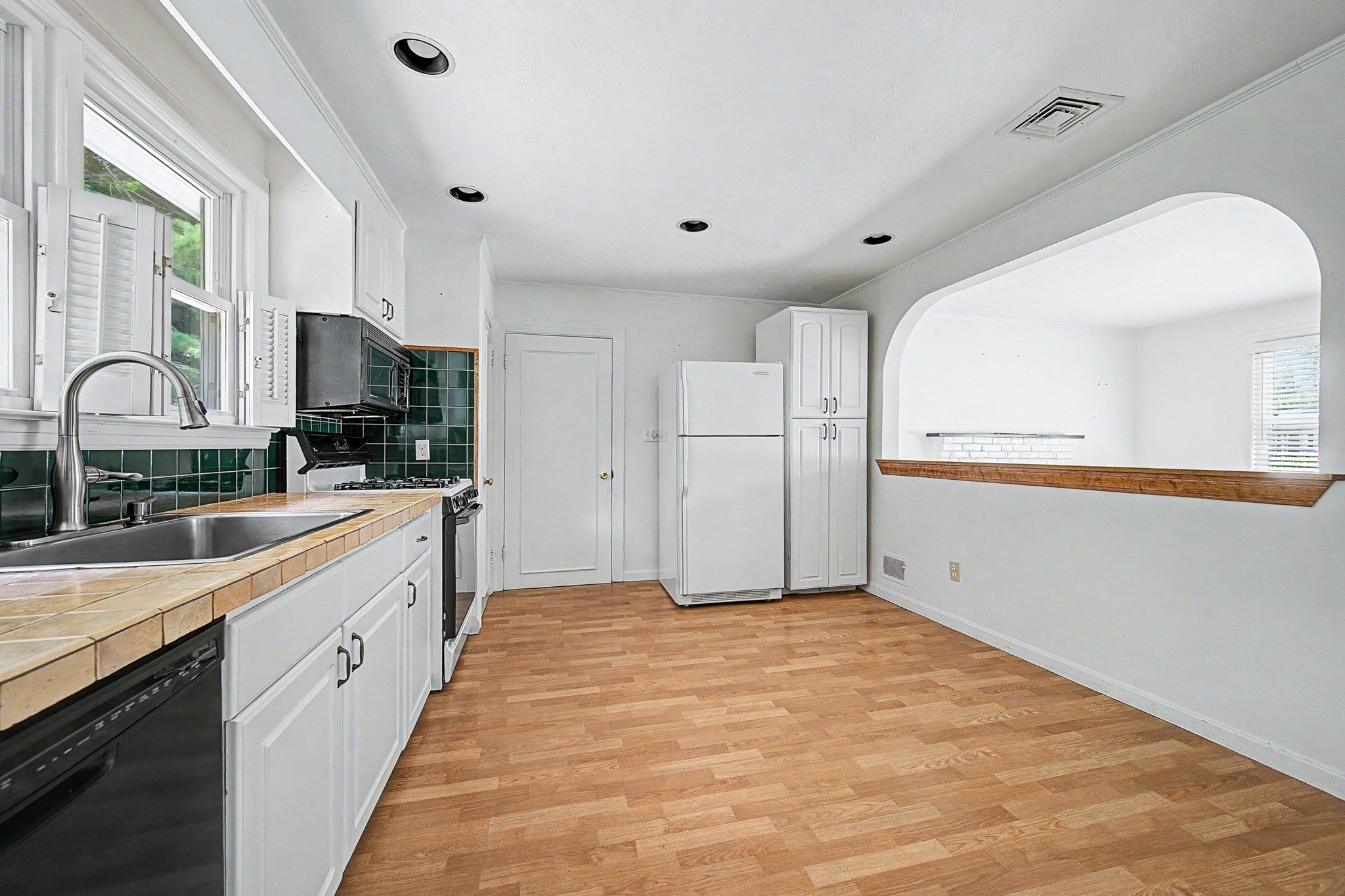 57 Gleason St, Framingham, MA, 57 Gleason St, Framingham, MA Photo #11
