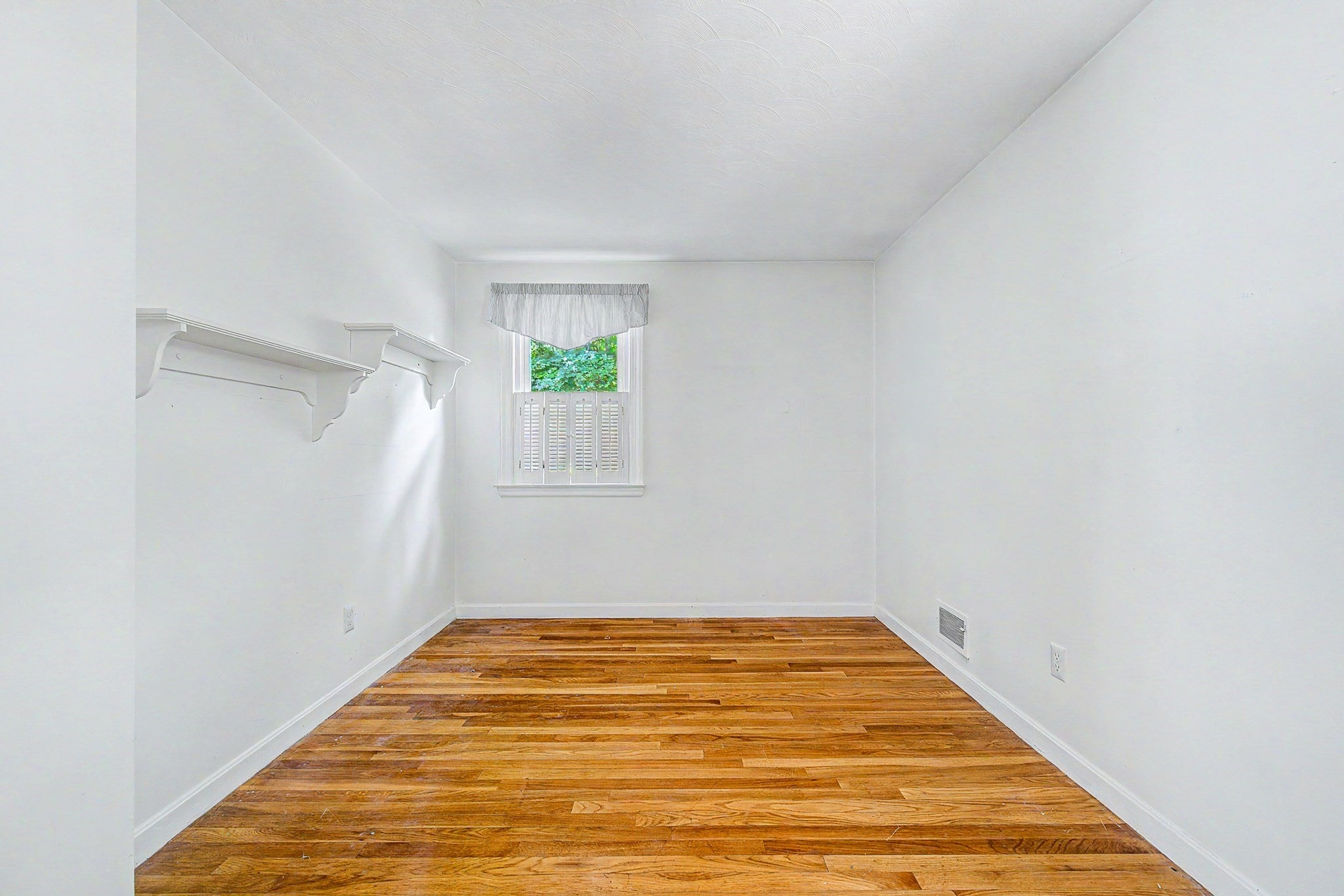 57 Gleason St, Framingham, MA, 57 Gleason St, Framingham, MA Photo #20