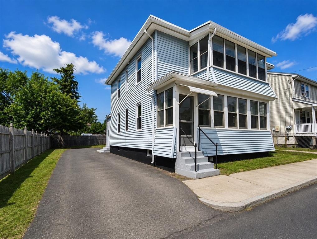 24-26 Pequot St, Springfield, MA Photo #2
