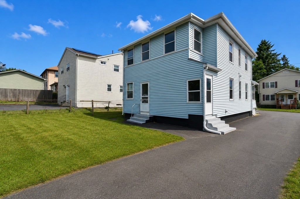 24-26 Pequot St, Springfield, MA Photo #3