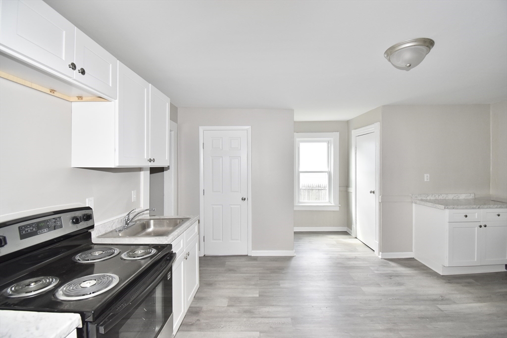 24-26 Pequot St, Springfield, MA Photo #9
