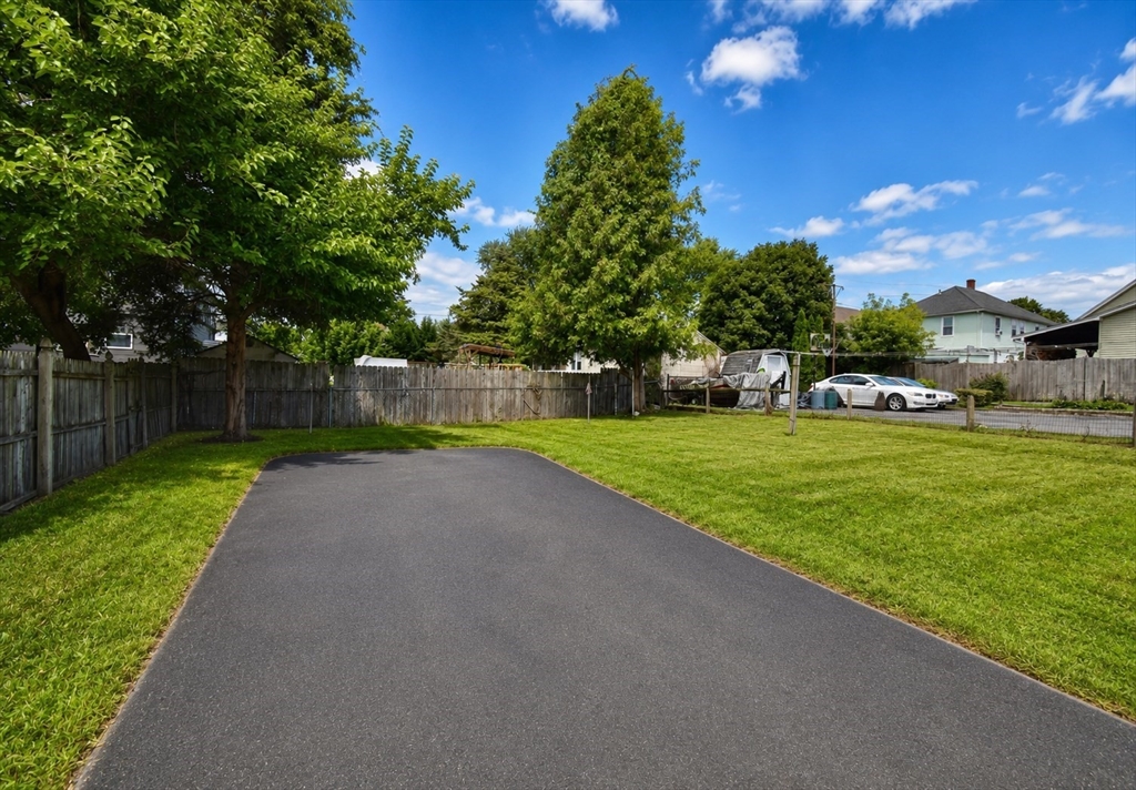 24-26 Pequot St, Springfield, MA Photo #34