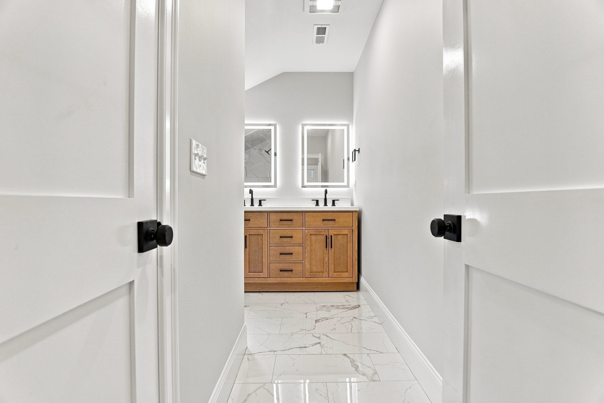 14 Maple ST, Amesbury, MA, 14 Maple ST, Amesbury, MA Photo #38
