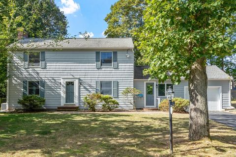 16 Carmel Road Andover MA 01810