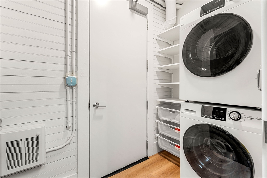 Cambridge, Massachusetts 02139, United States, 2 Bedrooms Bedrooms, ,2 BathroomsBathrooms,Residential,Active,161255