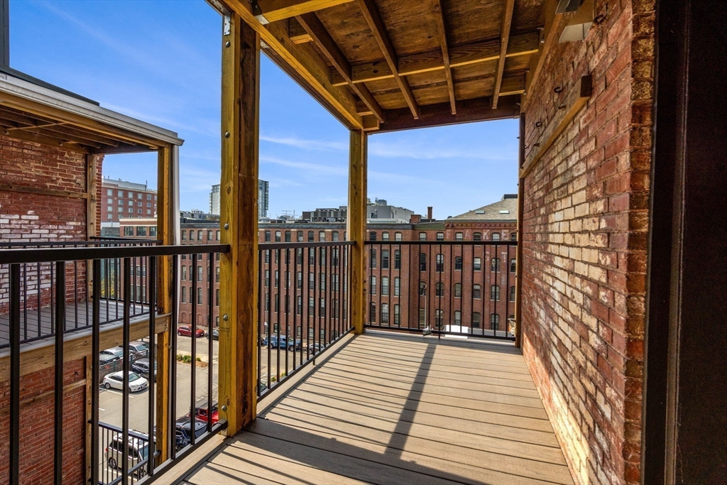 Cambridge, Massachusetts 02139, United States, 2 Bedrooms Bedrooms, ,2 BathroomsBathrooms,Residential,Active,161255