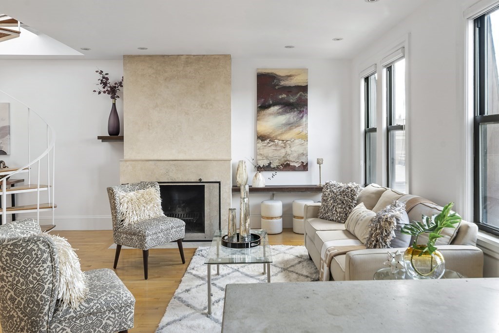 319 Marlborough St 5