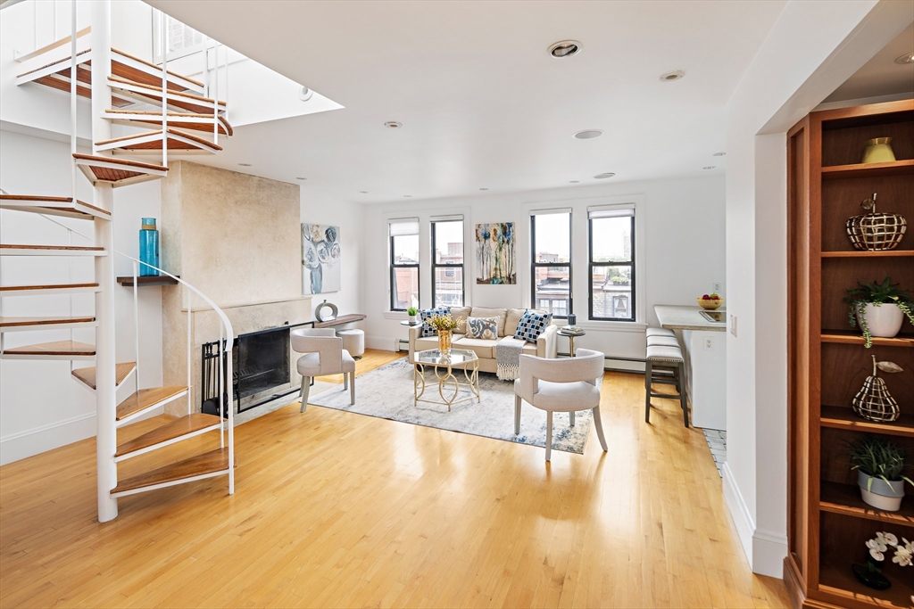 319 Marlborough St 5