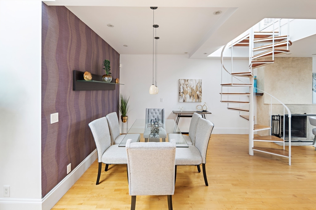 319 Marlborough St 5