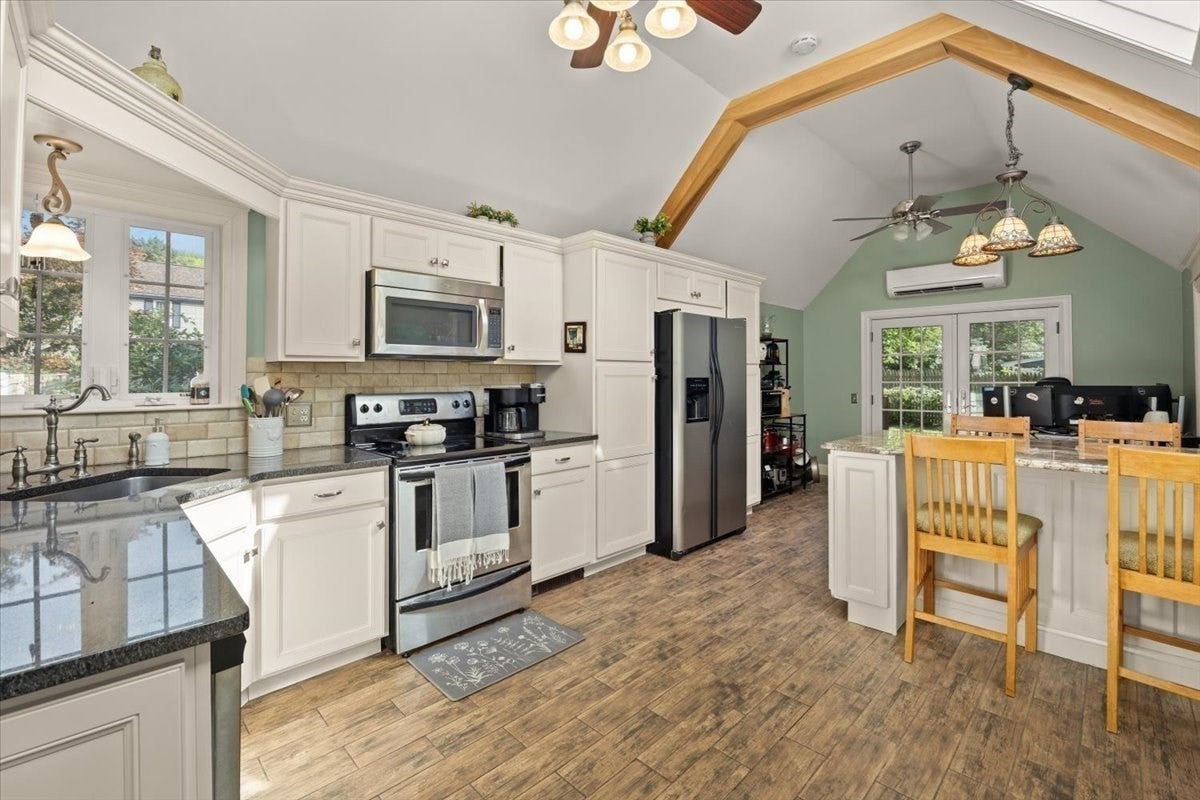 421 North Main Street, Raynham, MA, 421 North Main Street, Raynham, MA Photo #13