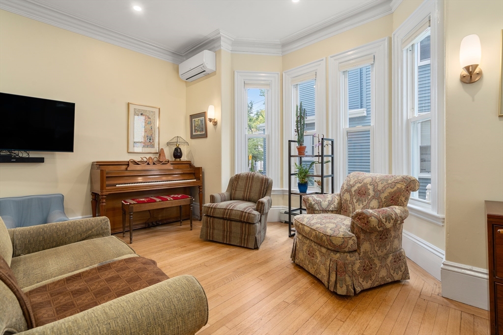 14 Grand View Avenue