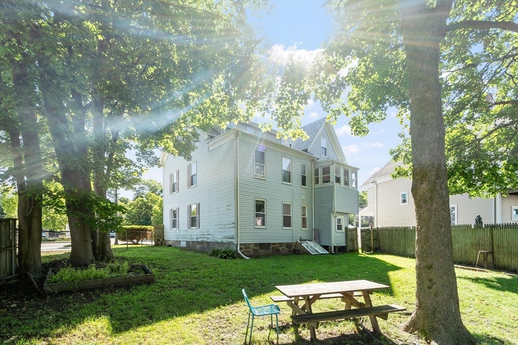 372 Cabot St #1, Beverly, MA Photo #23