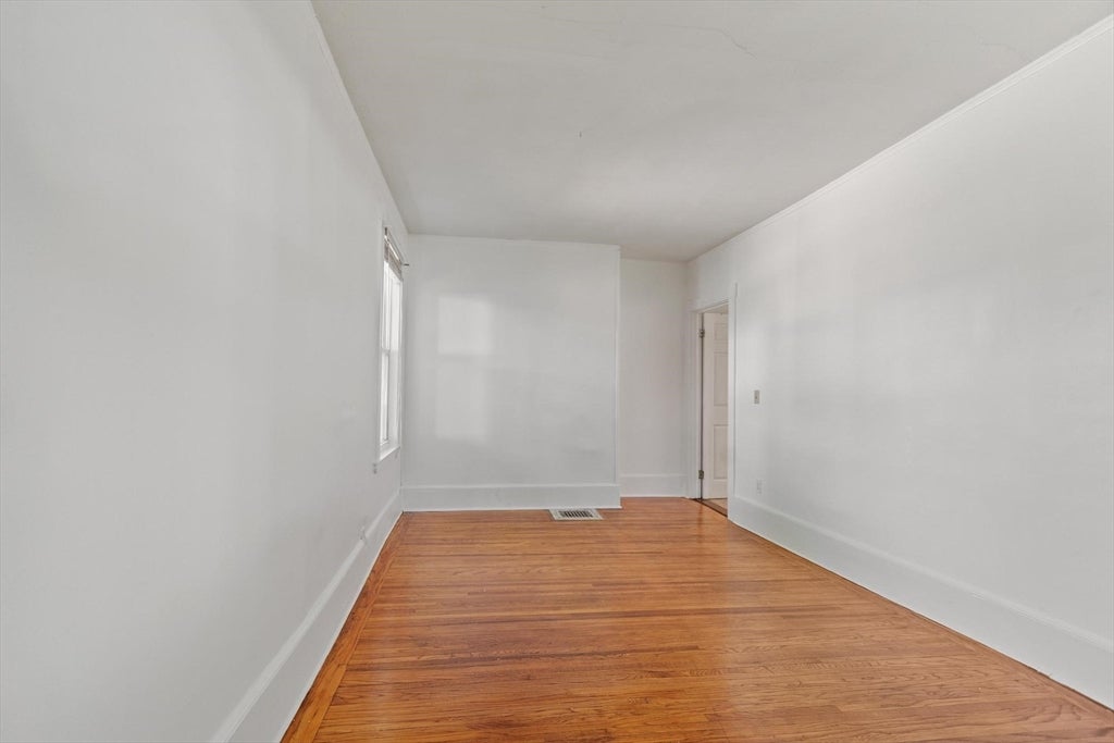 372 Cabot St #1, Beverly, MA Photo #10