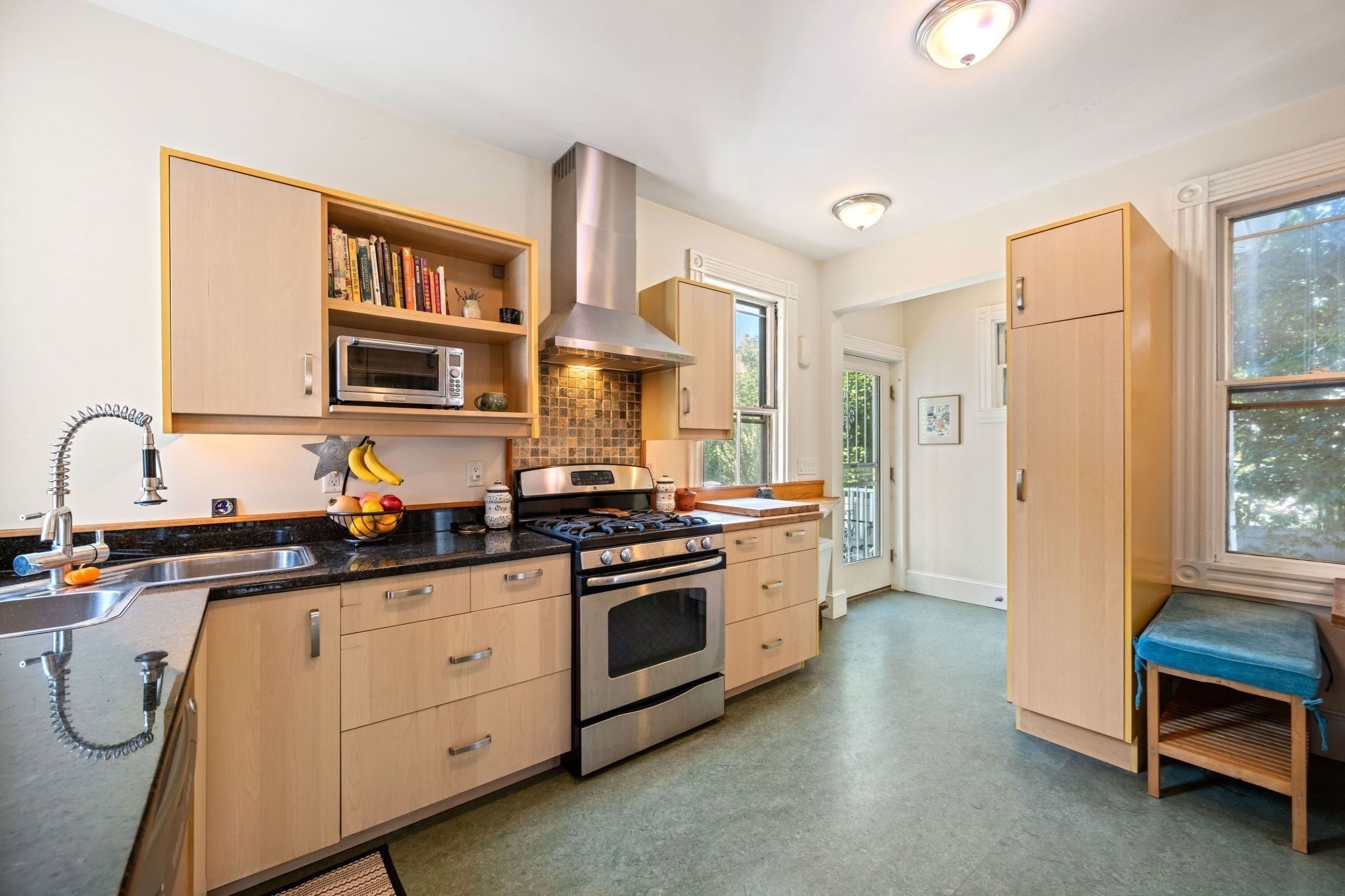 Photo of 46 Sycamore St, Boston, MA
