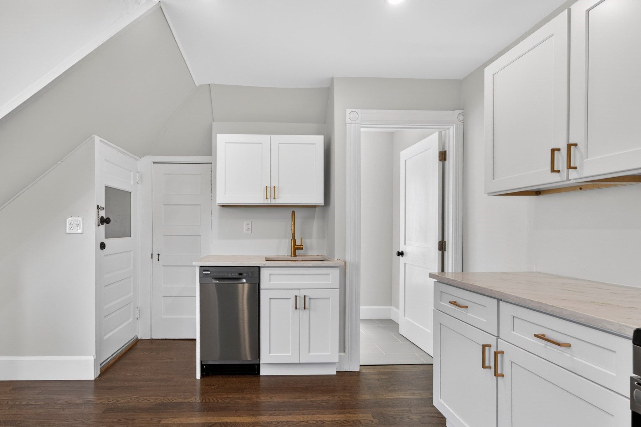 21 Dunlap St #3, Salem, MA Photo #6