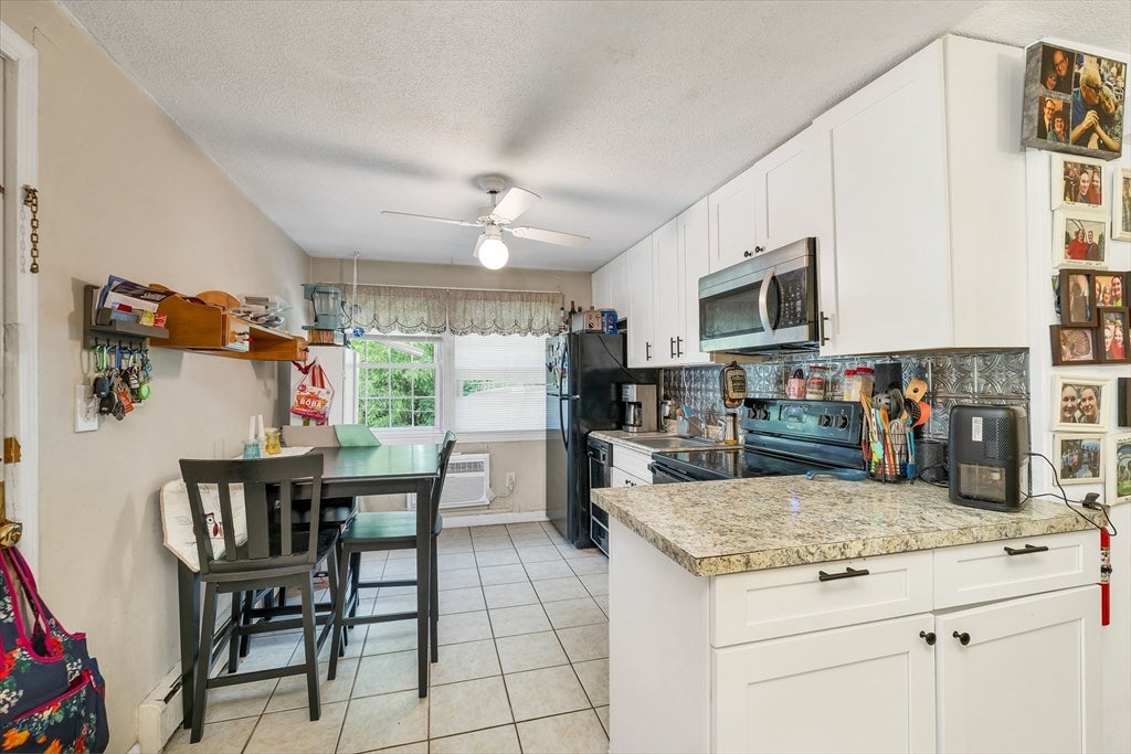 8 Carriage Hill Rd 17