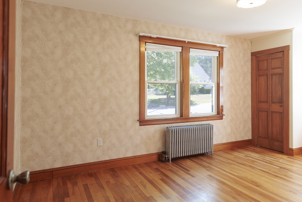 10 Marinel Ave, Chelmsford, MA Photo #17
