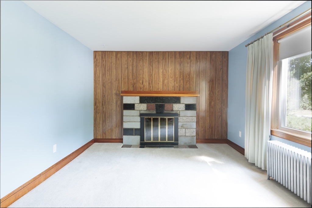 10 Marinel Ave, Chelmsford, MA Photo #11