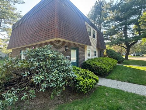 Photo of 180 Main Street #1110, Bridgewater, MA 02324 (MLS # 73523173)