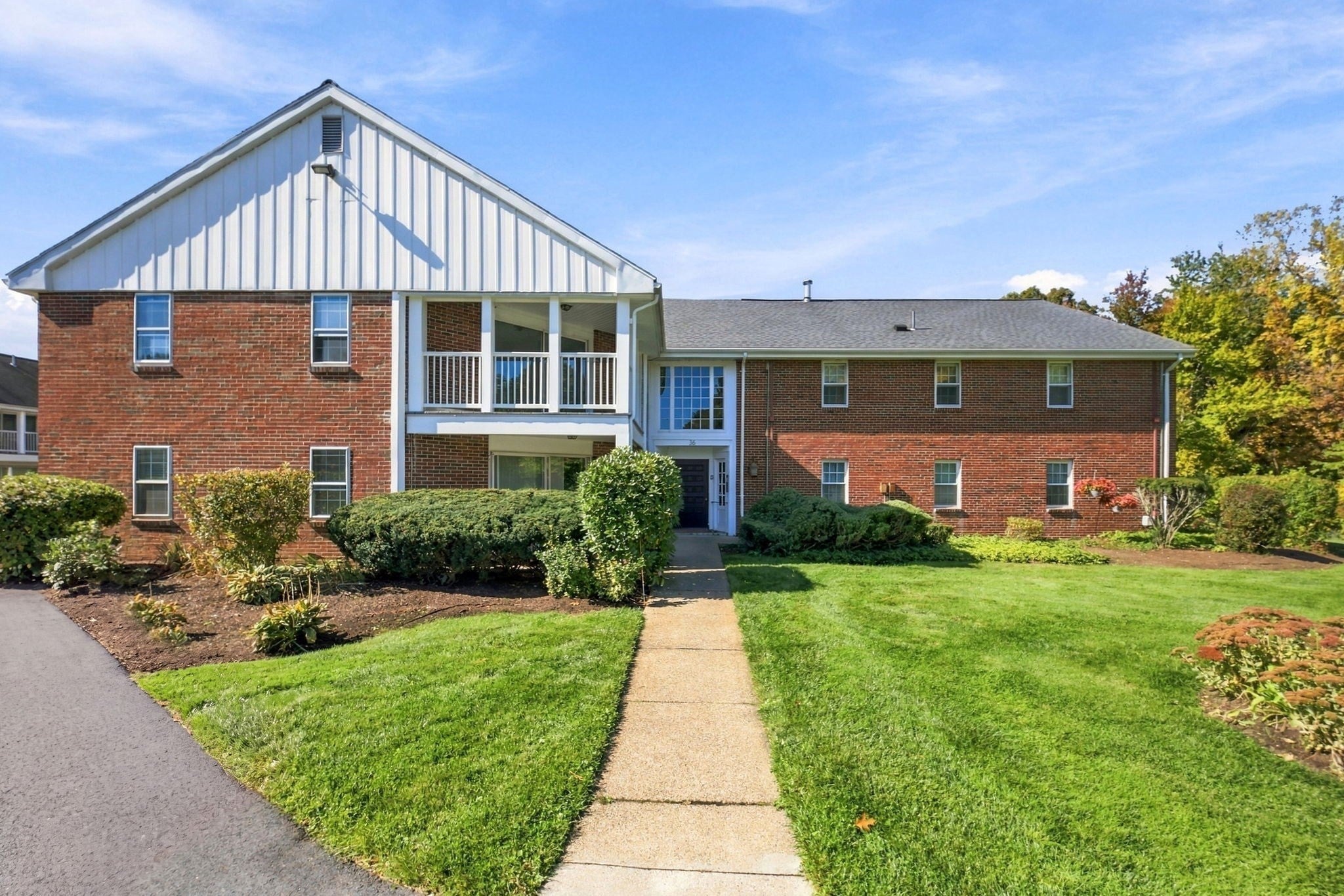 36 Jessica Dr #E, Stoughton, MA, 36 Jessica Dr #E, Stoughton, MA Photo #2