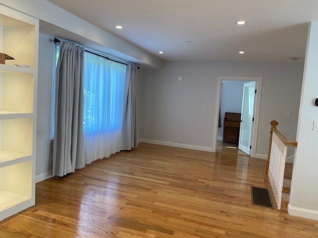95 - 1 Lakeview St